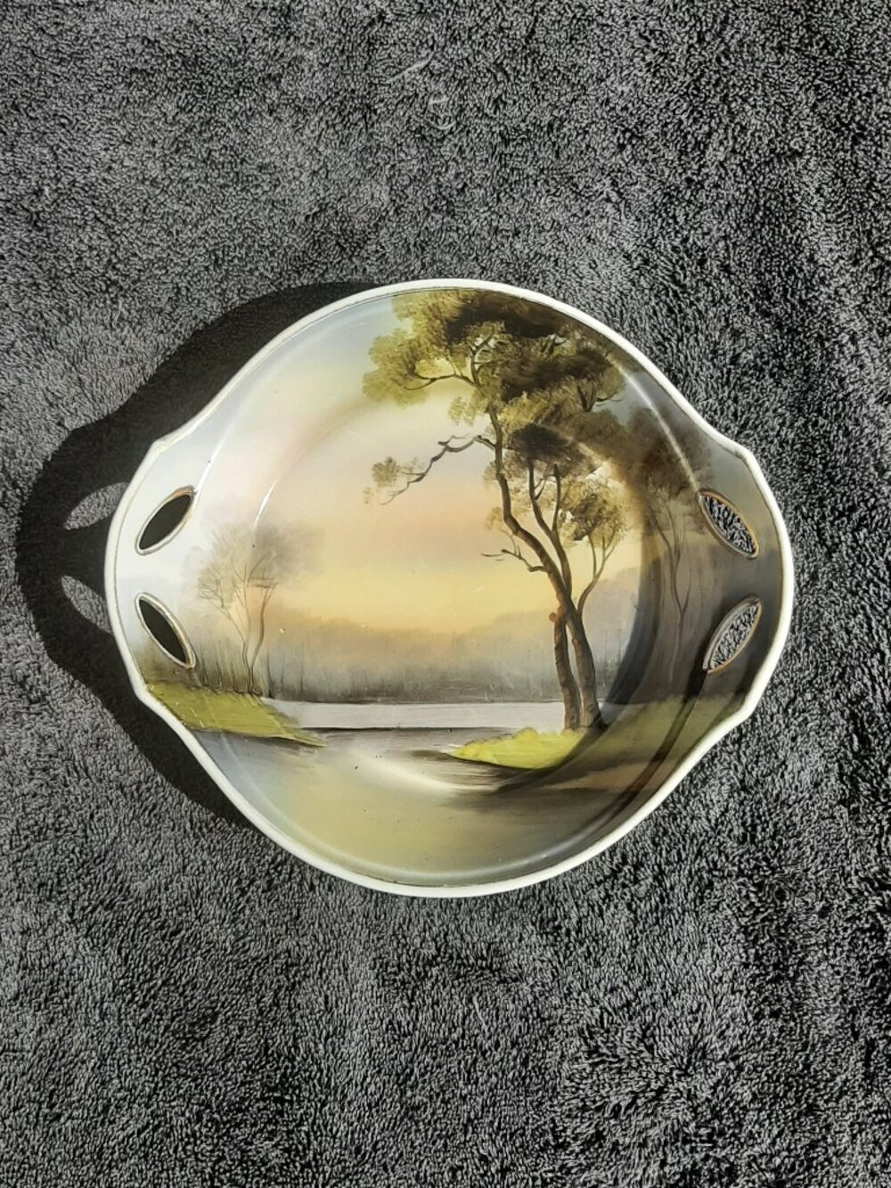 Noritake Hand Painted Scenic Porcelain Handled Bowl 7" Japan